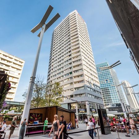 Central Panorama Apartment Chmielna 35 Warszawa Eksteriør billede